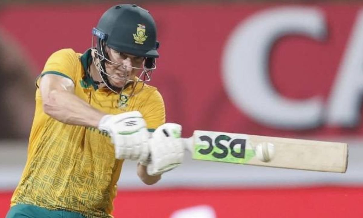 Miller and Linde Shine as South Africa Defeat Pakistan in T20 Opener