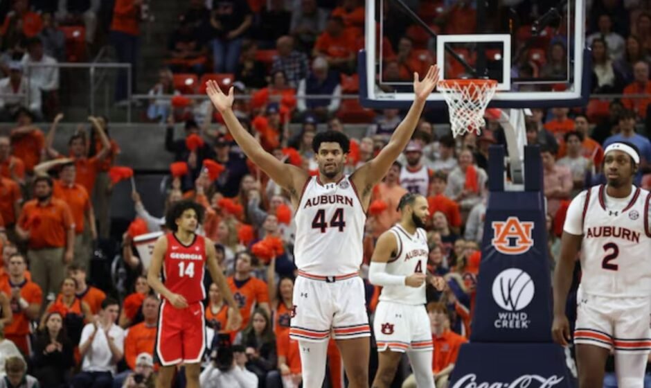 Auburn Stays No. 1, Kansas Drops Out of Rankings