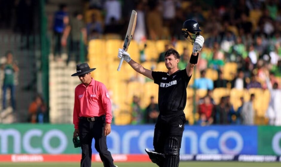 Young, Latham Hit Centuries in New Zealand's Win Over Pakistan